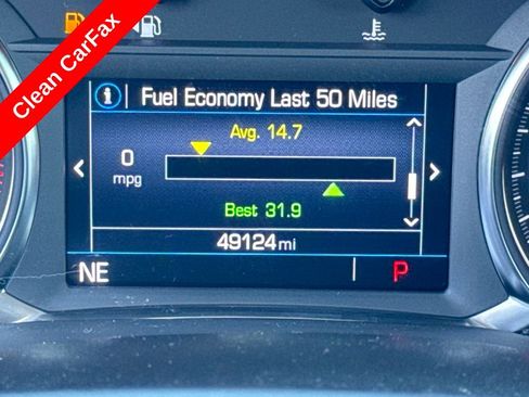 Used 2023 GMC Acadia SLE w/ Driver Convenience Package image 4