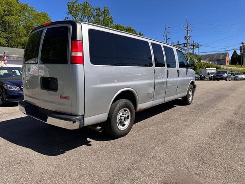 Used 2012 GMC Savana 3500 LS w/ Power Package RWD image 4