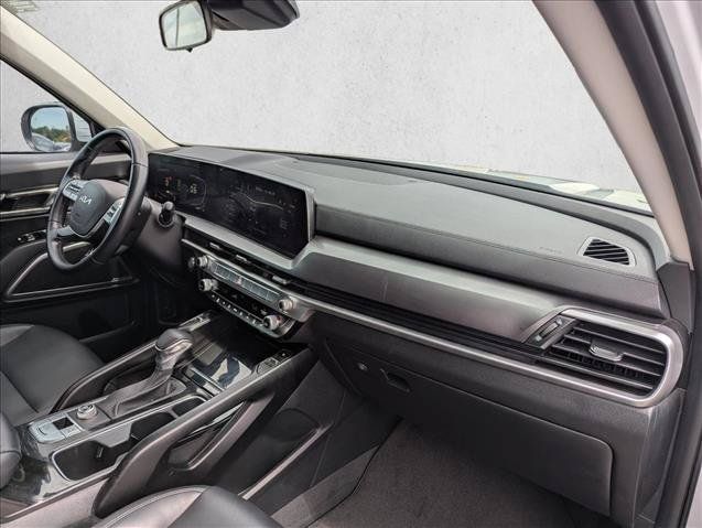 Used 2024 Kia Telluride S w/ S Sunroof Package FWD image 28