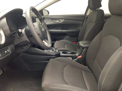 Used 2020 Kia Forte LXS FWD image 17