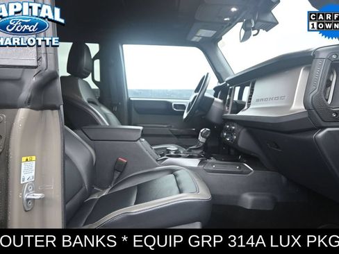 Used 2025 Ford Bronco Outer Banks AWD/4WD image 13