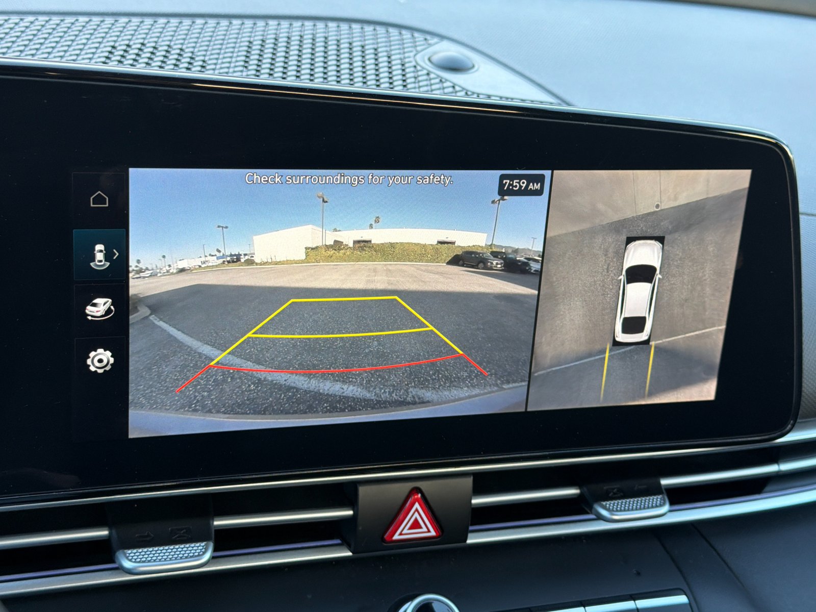 Used 2024 Hyundai Elantra Limited FWD image 19