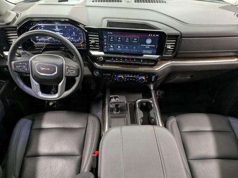 Used 2024 GMC Sierra 1500 Elevation w/ Elevation Premium Package AWD/4WD image 24