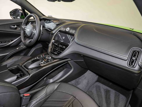 Used 2024 Aston Martin DBX 707 image 21