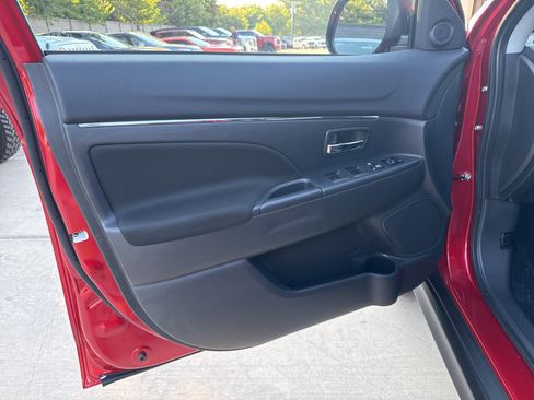 New 2025 Mitsubishi Outlander Sport ES image 2