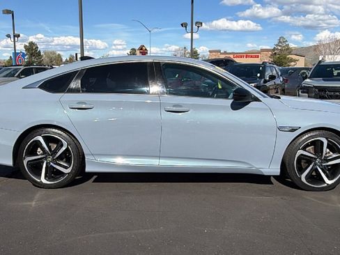 Used 2022 Honda Accord Sport image 2