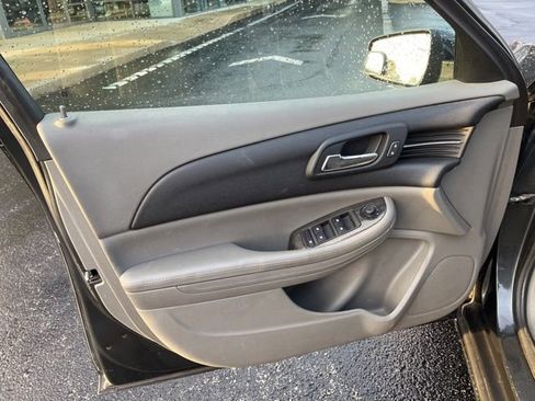 Used 2015 Chevrolet Malibu LT w/ Power Convenience Package image 14