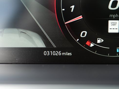 Used 2024 Jaguar F-TYPE R-Dynamic RWD image 21