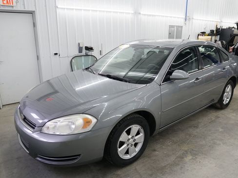 Used 2007 Chevrolet Impala LT FWD image 6