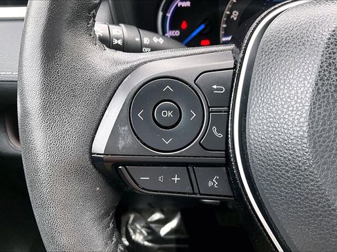 Used 2021 Toyota RAV4 Limited image 17