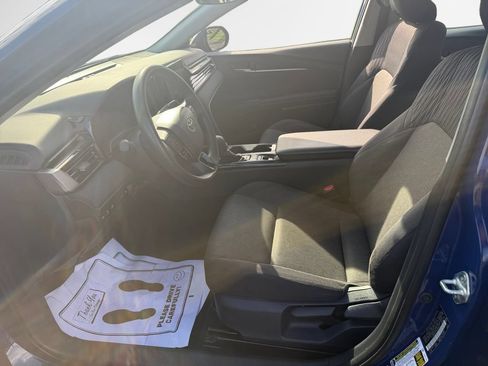 Used 2025 Toyota Camry LE FWD image 12