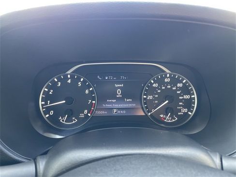 Used 2022 Nissan Frontier SV image 11