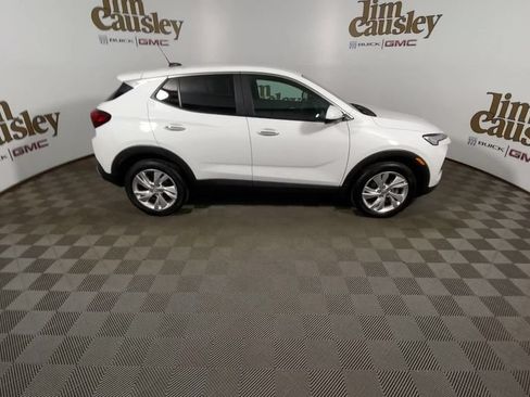 Certified 2024 Buick Encore GX Preferred w/ Comfort Package FWD image 9