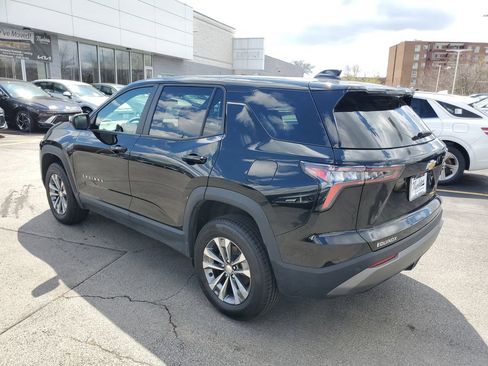 Used 2025 Chevrolet Equinox LT image 6