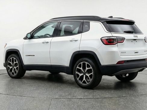 Used 2025 Jeep Compass Limited AWD/4WD image 6