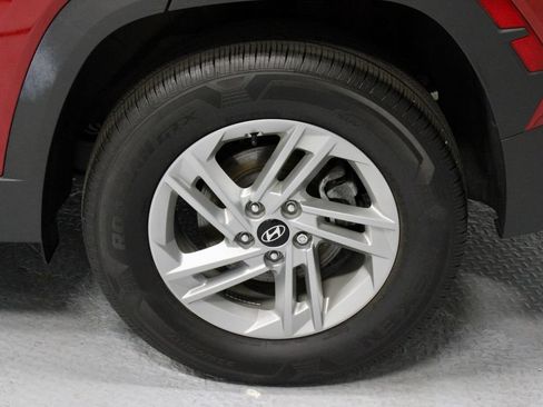 Certified 2025 Hyundai Tucson SE AWD/4WD image 17