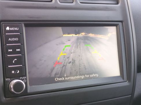 Used 2018 Nissan Versa S Plus image 28