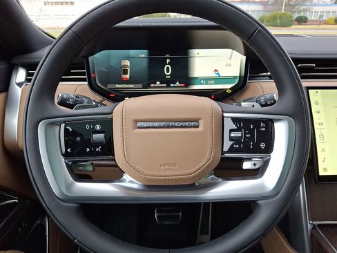 New 2026 Land Rover Range Rover SE AWD/4WD image 5