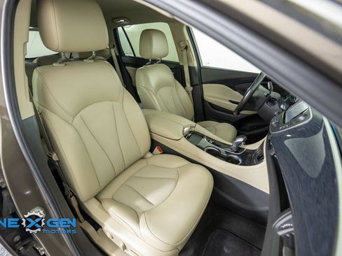 Used 2018 Buick Envision Preferred FWD image 41