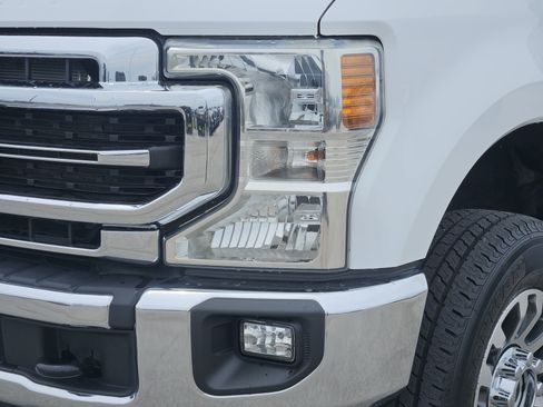 Used 2022 Ford F250 Lariat w/ Lariat Value Package AWD/4WD image 8