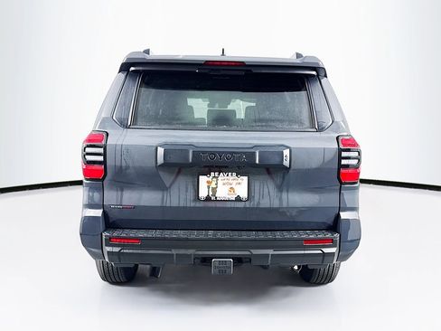 Used 2025 Toyota 4Runner SR5 image 8