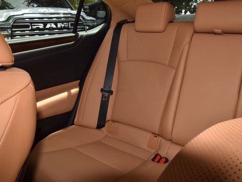 Used 2023 Lexus ES 350 w/ Premium Package FWD image 19