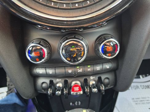 Used 2015 MINI Cooper S FWD image 36