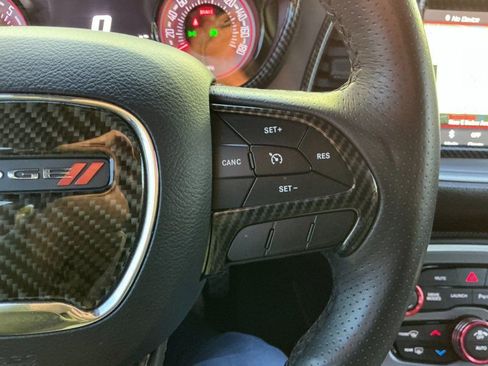 Used 2019 Dodge Challenger R/T Scat Pack w/ Shaker Package image 25