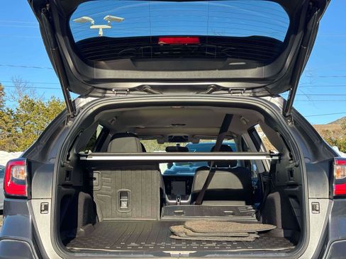 Used 2020 Subaru Outback Premium image 18