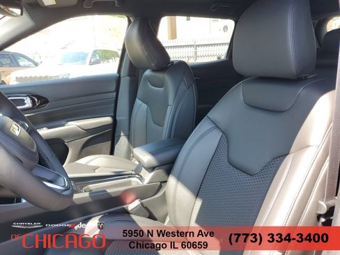 New 2026 Jeep Compass Latitude AWD/4WD image 17