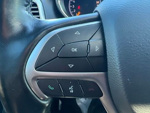 Certified 2021 Jeep Grand Cherokee Laredo X AWD/4WD image 22