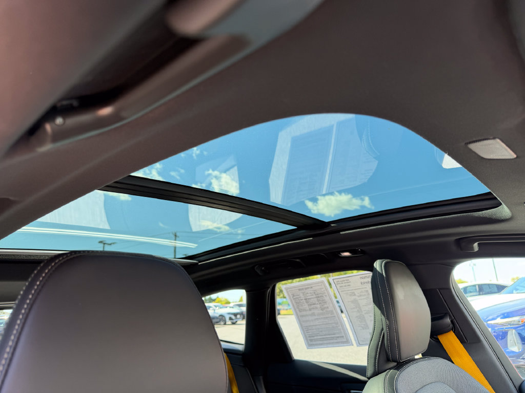 Certified 2024 Volvo XC60 T8 Polestar AWD/4WD image 18