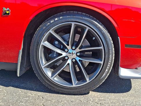 Used 2016 Dodge Challenger R/T Scat Pack RWD image 26