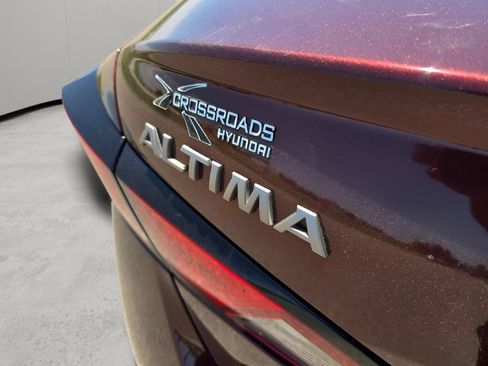 Used 2023 Nissan Altima 2.5 SL AWD/4WD image 9