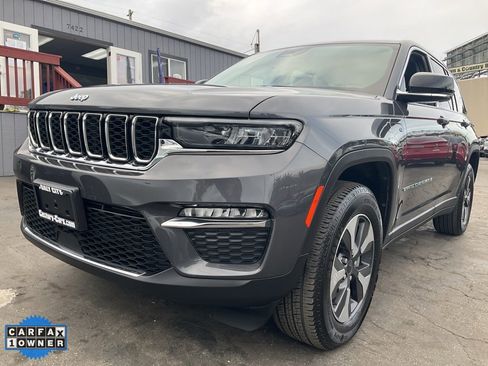 Used 2022 Jeep Grand Cherokee Limited 4xe image 92