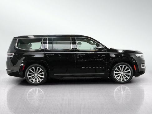 Used 2022 Jeep Grand Wagoneer Series II w/ Convenience Group III AWD/4WD image 6