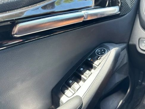 Certified 2024 Kia Seltos S FWD image 46