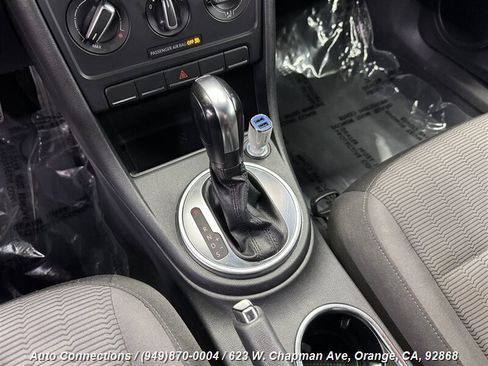 Used 2014 Volkswagen Beetle 1.8T image 13