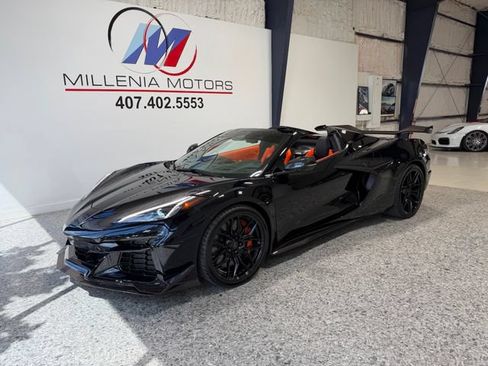 Used 2025 Chevrolet Corvette Z06 w/ Z07 Performance Package RWD image 30