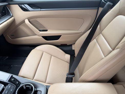 Certified 2020 Porsche 911 Carrera 4S image 17