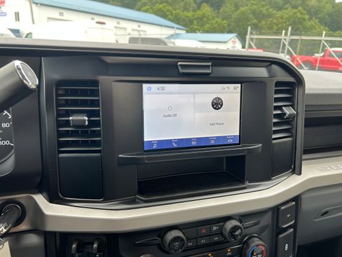 New 2025 Ford F350 XL w/ XL Chrome Package AWD/4WD image 28