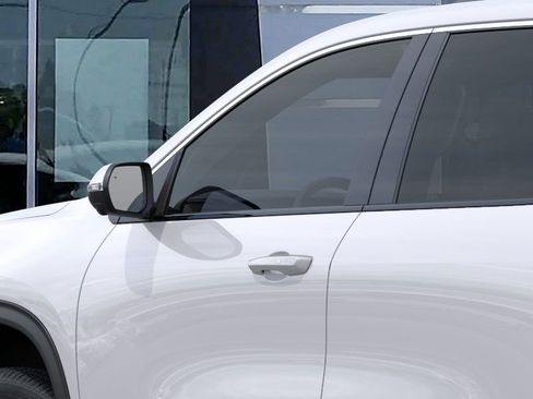 New 2025 GMC Acadia Elevation image 12