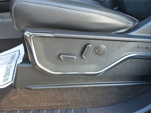 Certified 2022 Ford F150 Lariat w/ Equipment Group 502A High image 15