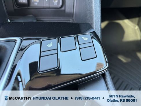Used 2025 Kia Sportage EX w/ Premium Package FWD image 34