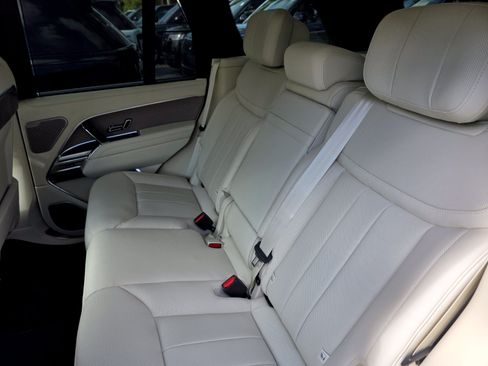 New 2026 Land Rover Range Rover Autobiography AWD/4WD image 13