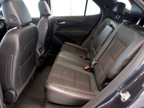 Used 2022 Chevrolet Equinox RS image 29