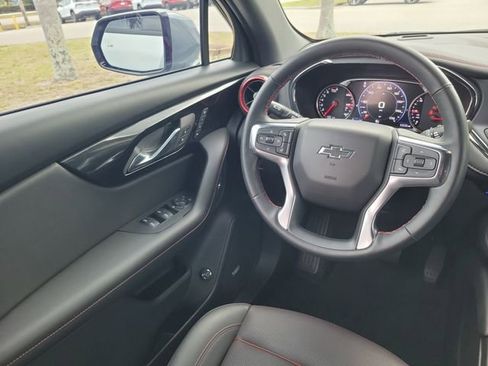 Used 2025 Chevrolet Blazer RS w/ Driver Confidence II Package FWD image 13