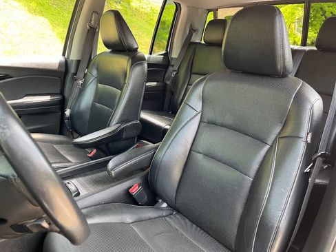 Used 2019 Honda Ridgeline RTL-E image 10