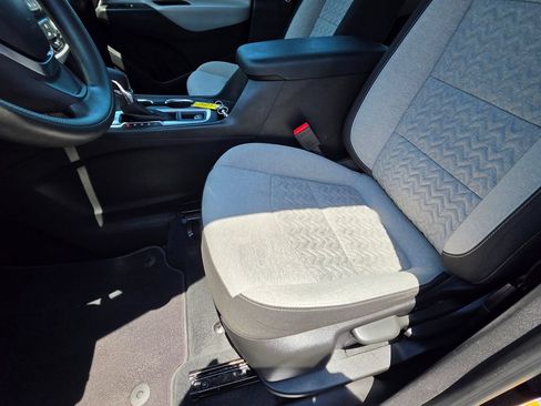 Used 2024 Chevrolet Equinox LS w/ Driver Confidence II Package FWD image 13