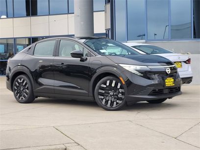 New 2026 Nissan Leaf Platinum+ w/ Cargo Package (Platinum+)